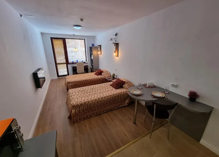 Mountain Paradise 2 - Quiet Cosy - Balcony, Wifi * バンスコ