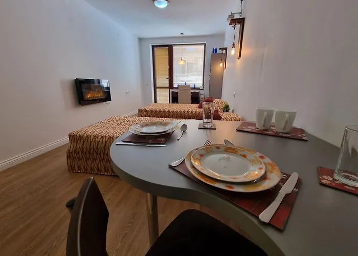 Apartman Mountain Paradise 2 - Quiet Cosy - Balcony, Wifi
